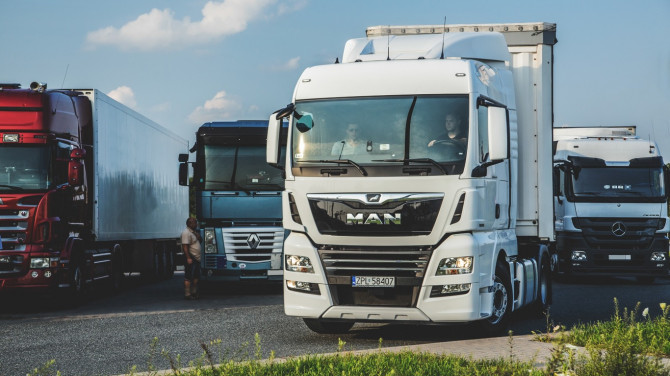 Фірма набирає водіїв C+E – Європа без нічних рейсів - изображение 1
