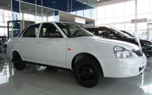 Продам LADA Priora 2015 г Рассрочка под 0% - изображение 1