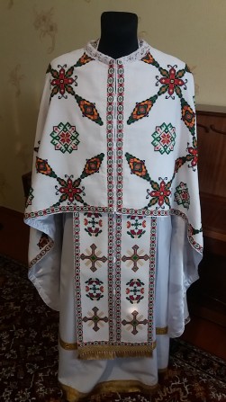 Пошию священичі ризи/ фелони / - изображение 1