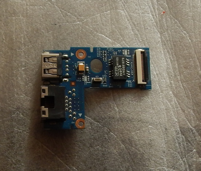 Разборка ноутбука Lenovo Z570 - изображение 1