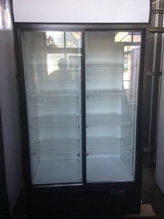 Хорошие бу холодильные шкафы! Двудверные стеклянные от 700л. Доставка! - изображение 1