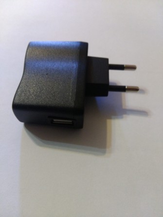 Зарядка VIAAN Slim Line 5V USB-выход - изображение 1