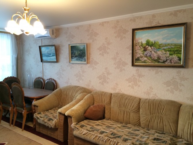 Продам крупногабаритную квартиру у моря в Крыму - изображение 1