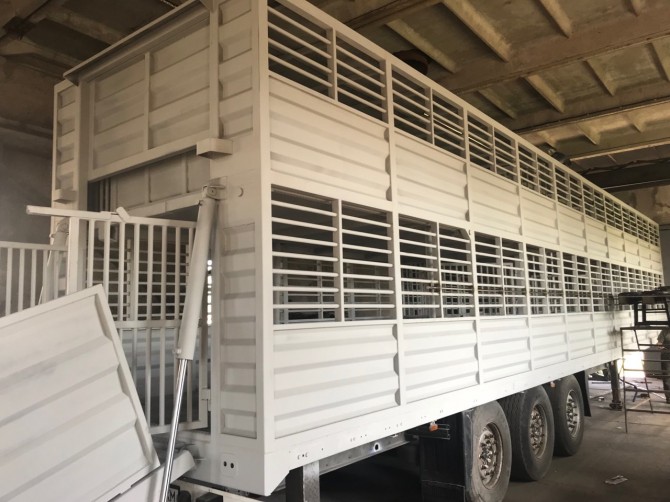 Продам скотовоз SCHMITZ - двухэтажный полуприцеп для перевозки животны - изображение 1