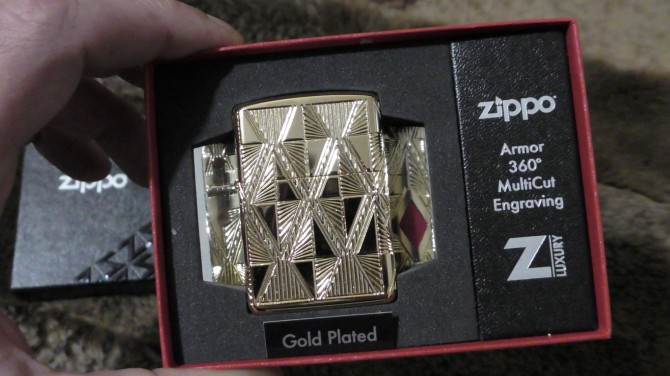 Зажигалка Zippo Armor Luxury Diamond High Polish Gold Plate 29671 - изображение 1