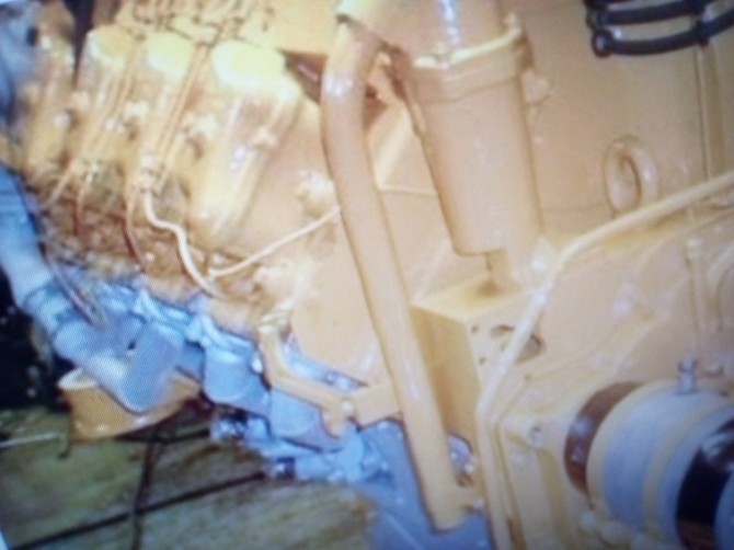 Двигатель 8ДВТ-330 на Т-330 - изображение 1