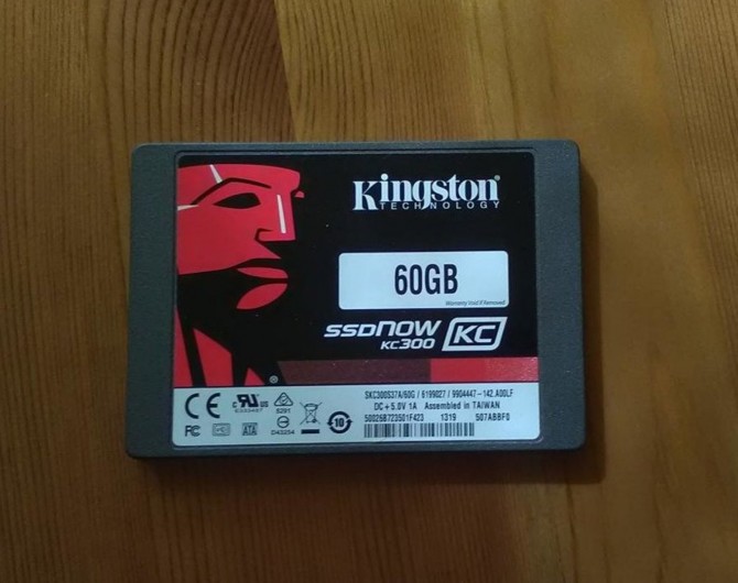 Накопитель-SSD 60Gb Kingston SSDNow KC300 - изображение 1