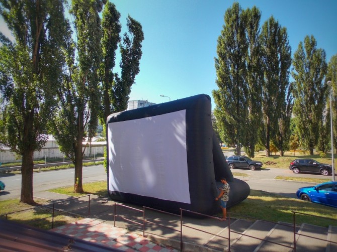 Комплект для наружного кино Inflatable Screen - изображение 1