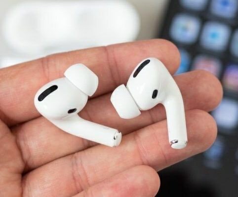 Беспроводные наушники Apple AirPods PRO Bluetooth 5.0 с кейсом - изображение 1