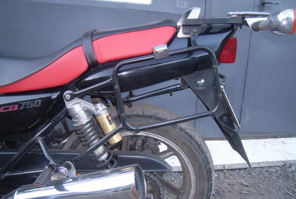 Багажники, боковые рамки, дуги безопасности на мотоцикл. - изображение 1