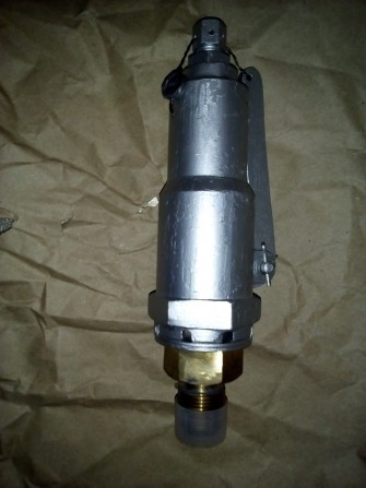 Клапан предохранительный компрессора УКС-400 - изображение 1