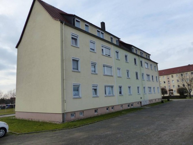 Хорошая 2-комнатная квартира в городке под Дрезденом, Германия - изображение 1