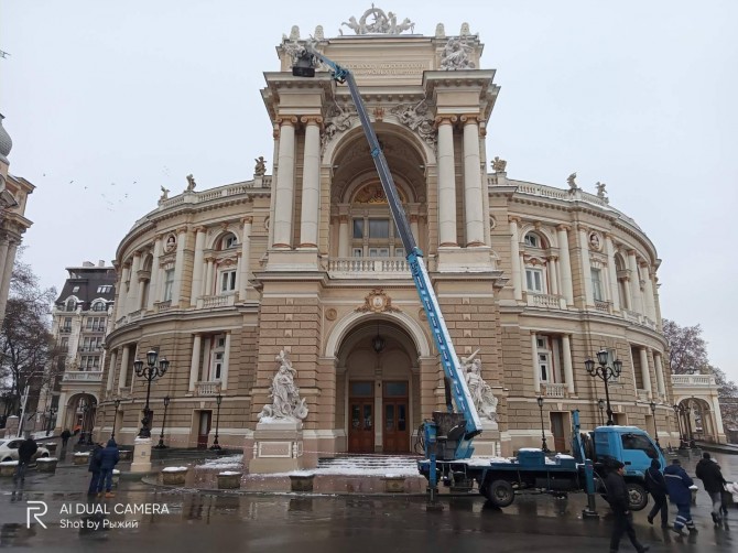 Аренда автовышки в Одессе - изображение 1