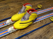 Беговые лыжи, лыжные ботинки, крепления sns, палки (отличный комплект)