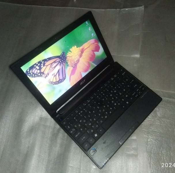 Нетбук Acer Aspire One D255 - изображение 1