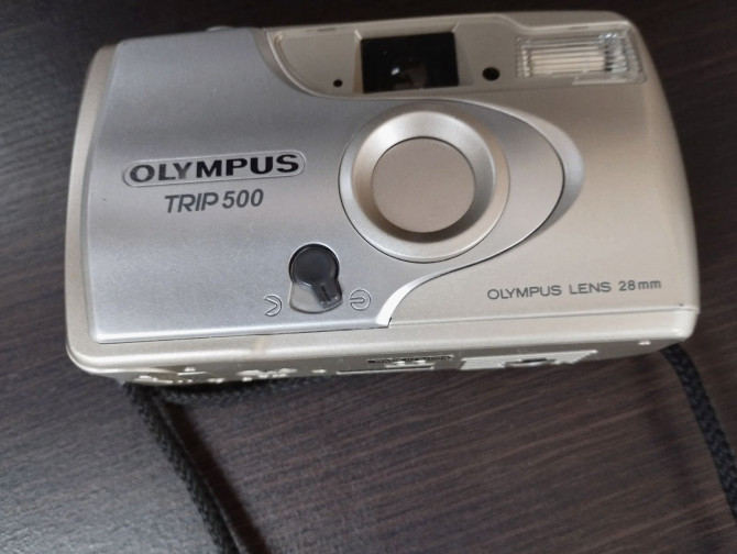 Olympus TRIP 500 - винтажная компактная 35-миллиметровая камера - изображение 1