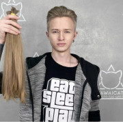 Купуємо у Києві волосся до 125 000 грн. від 35 см +Стрижка у ПОДАРУНОК