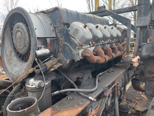Щетки генератора двигателя Tatra - изображение 1