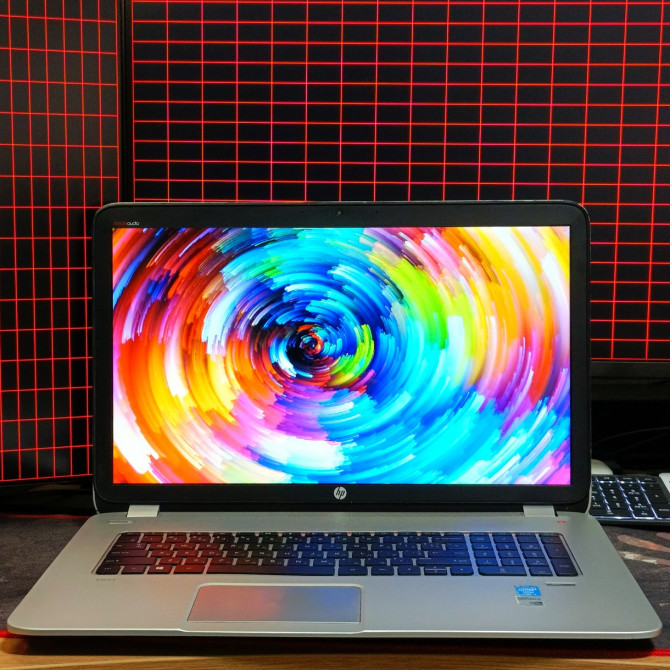 Ноутбук HP Envy 17.3 i7 8/128gb SSD+500gb HDD Nvidia GeForce GT 740M - изображение 1