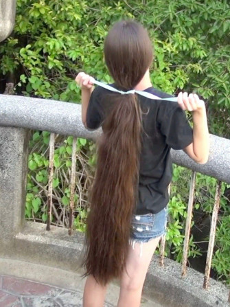 Купую волосся у ЛУЦЬКУ від 35 см Дорого!Професійна стрижка безкоштовно - изображение 1