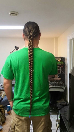 Приймаю натуральне та фарбоване волосся у ЛЬВОВІ Дорого Тел.0961002722 - изображение 1