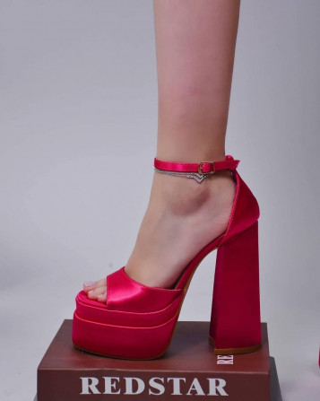 Жіночі босоніжки Fashion Refined 4005 39 розмір 25 см Рожевий - изображение 1