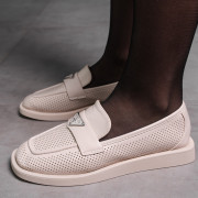 Лофери жіночі Fashion Aretha 3574 36 розмір 23,5 см Бежевий