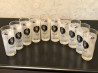 Набоp стеклянных стаканов бренда Нetman Vodka.